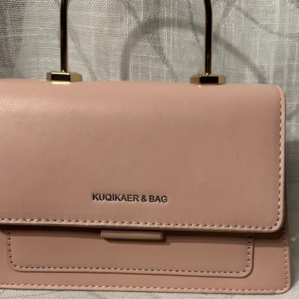 KUQIKAER & Bag with Crossbody NWOT - Picture 5 of 14
